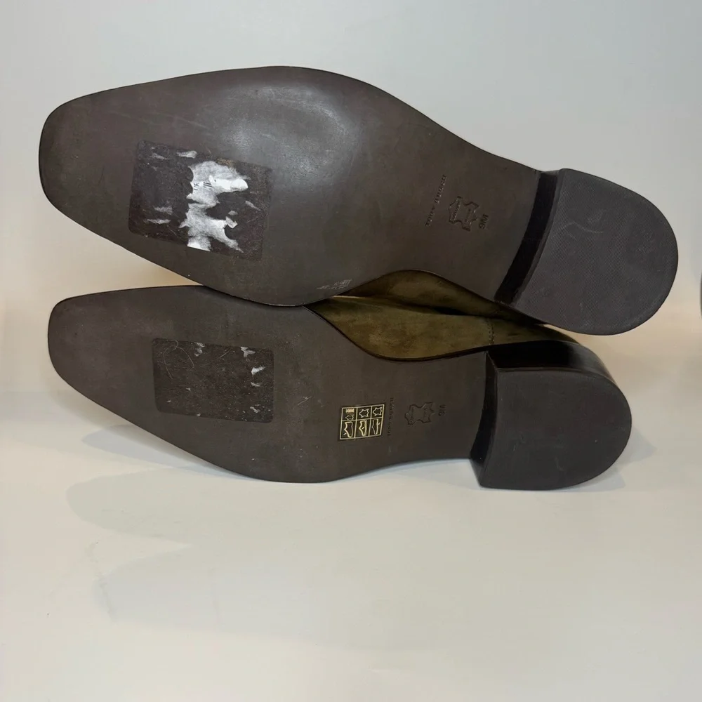 Tory Burch Medallion Chelsea Suede Ankle Boots size 9​